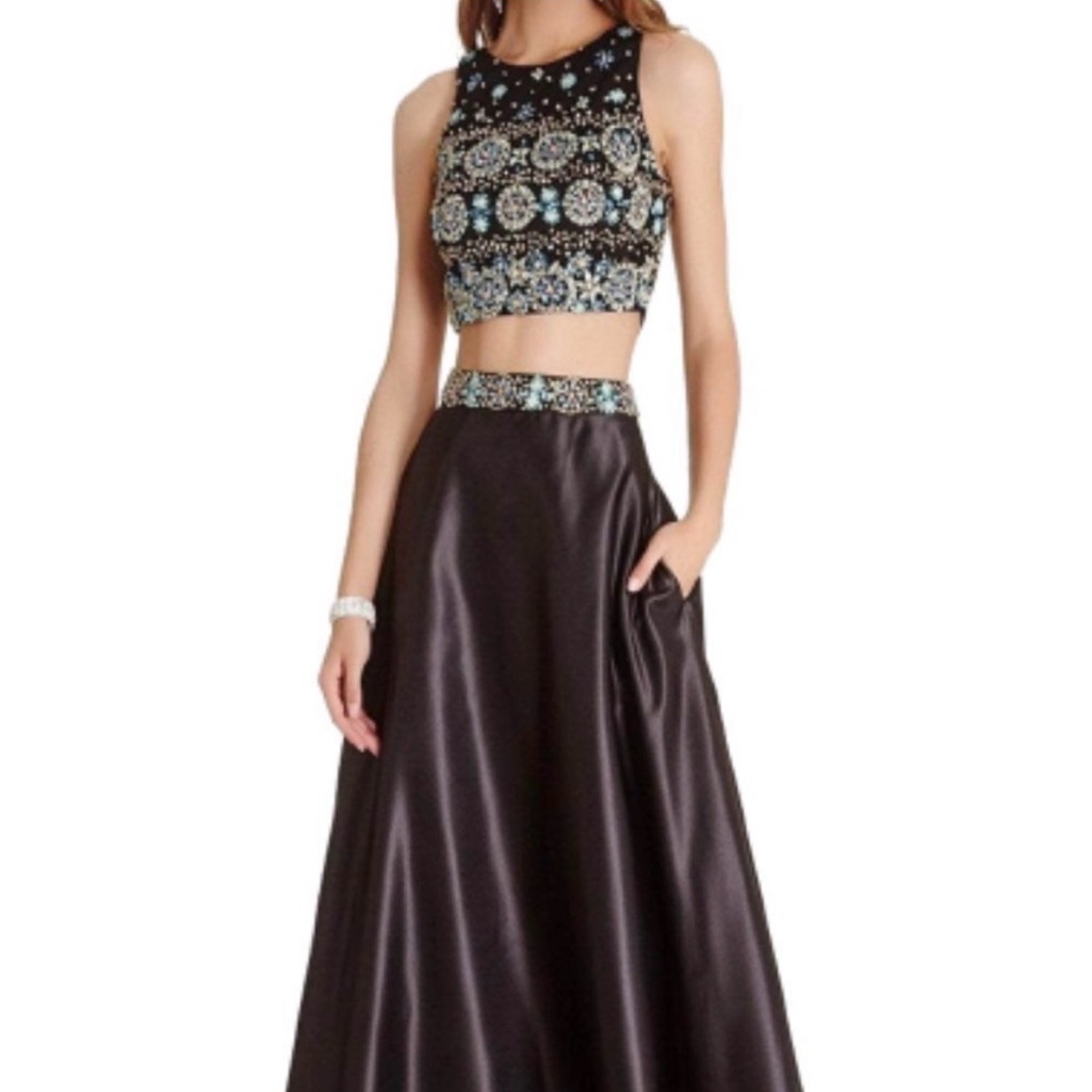 Aspeed Black And White Embellished Prom Dress